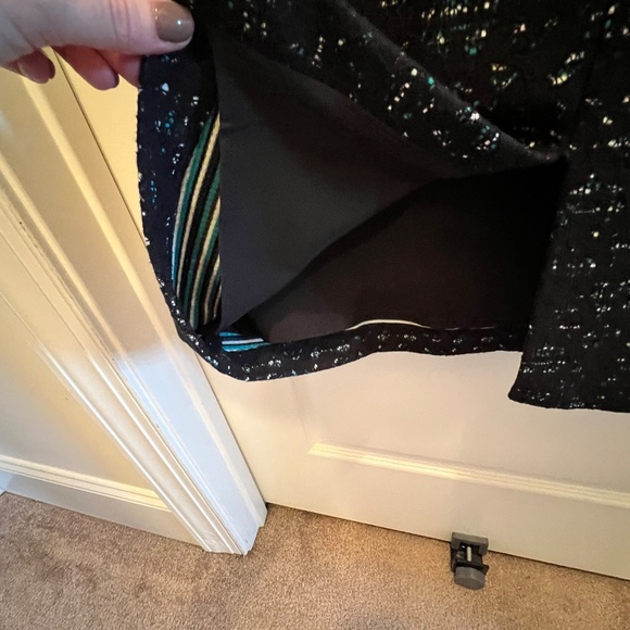 Maggy London Cap Sleeve Dress Unique Neckline Size 6 - Picture 8 of 14